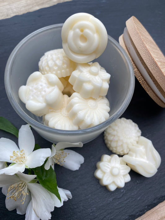 White Jasmine Wax Melt Florals