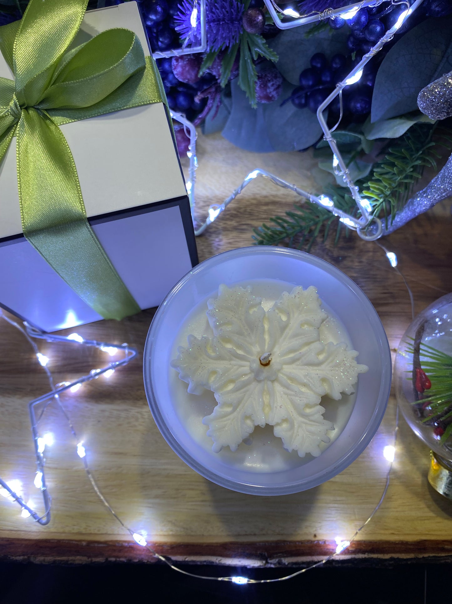 Frosted Wonderland Natural Soy Candle 30cl